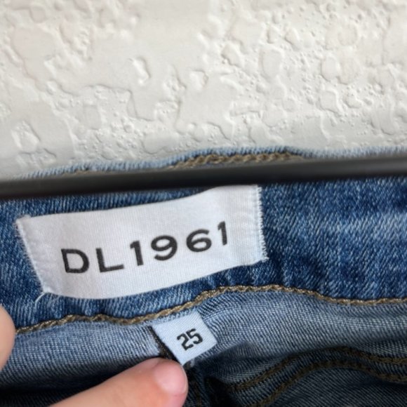 DL1961 Emma Power Legging Skinny Maternity Jeans - Picture 6 of 9